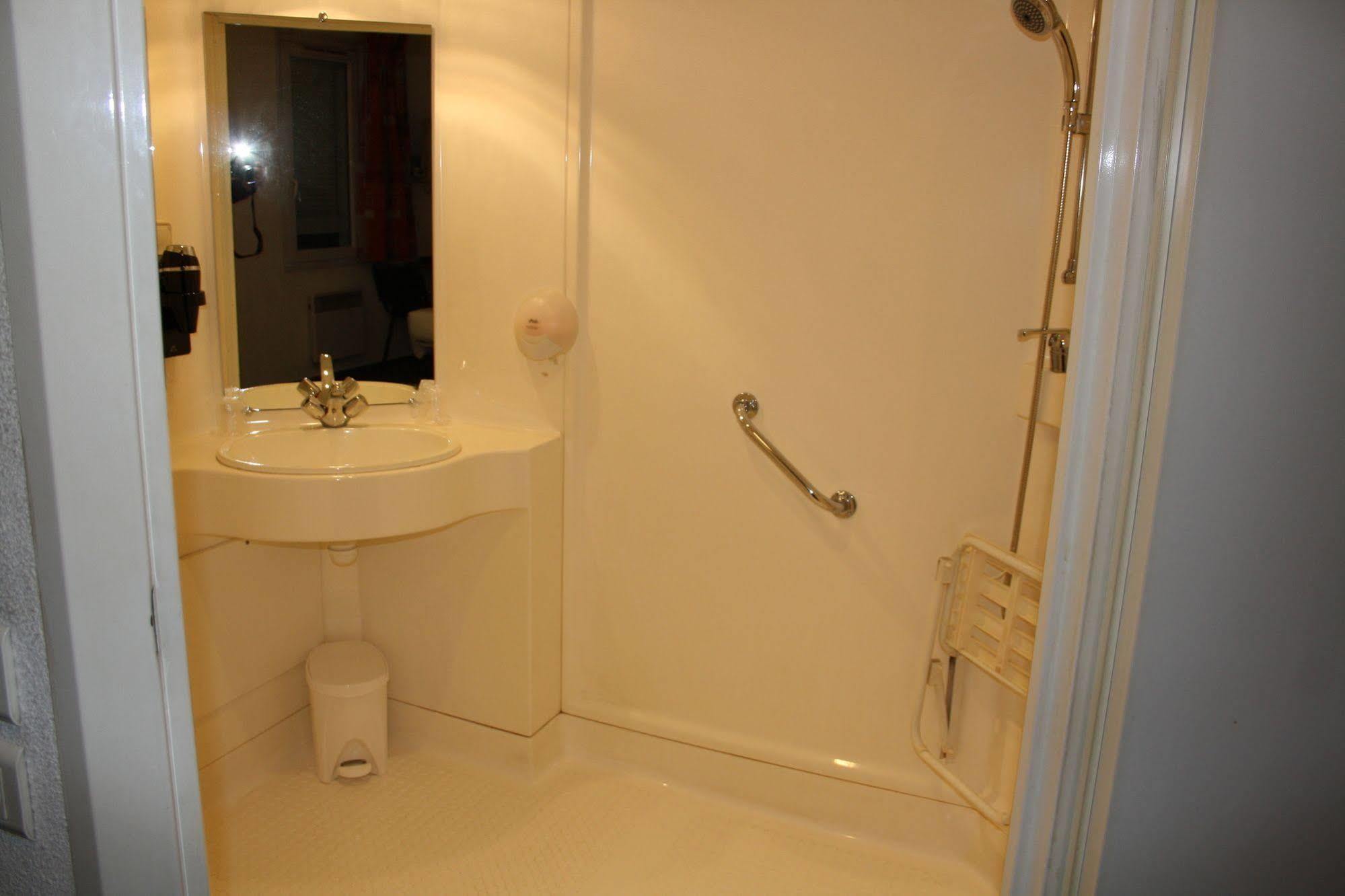 Bourg-lès-Valence Hotel Quick Palace Valence Nord מראה חיצוני תמונה